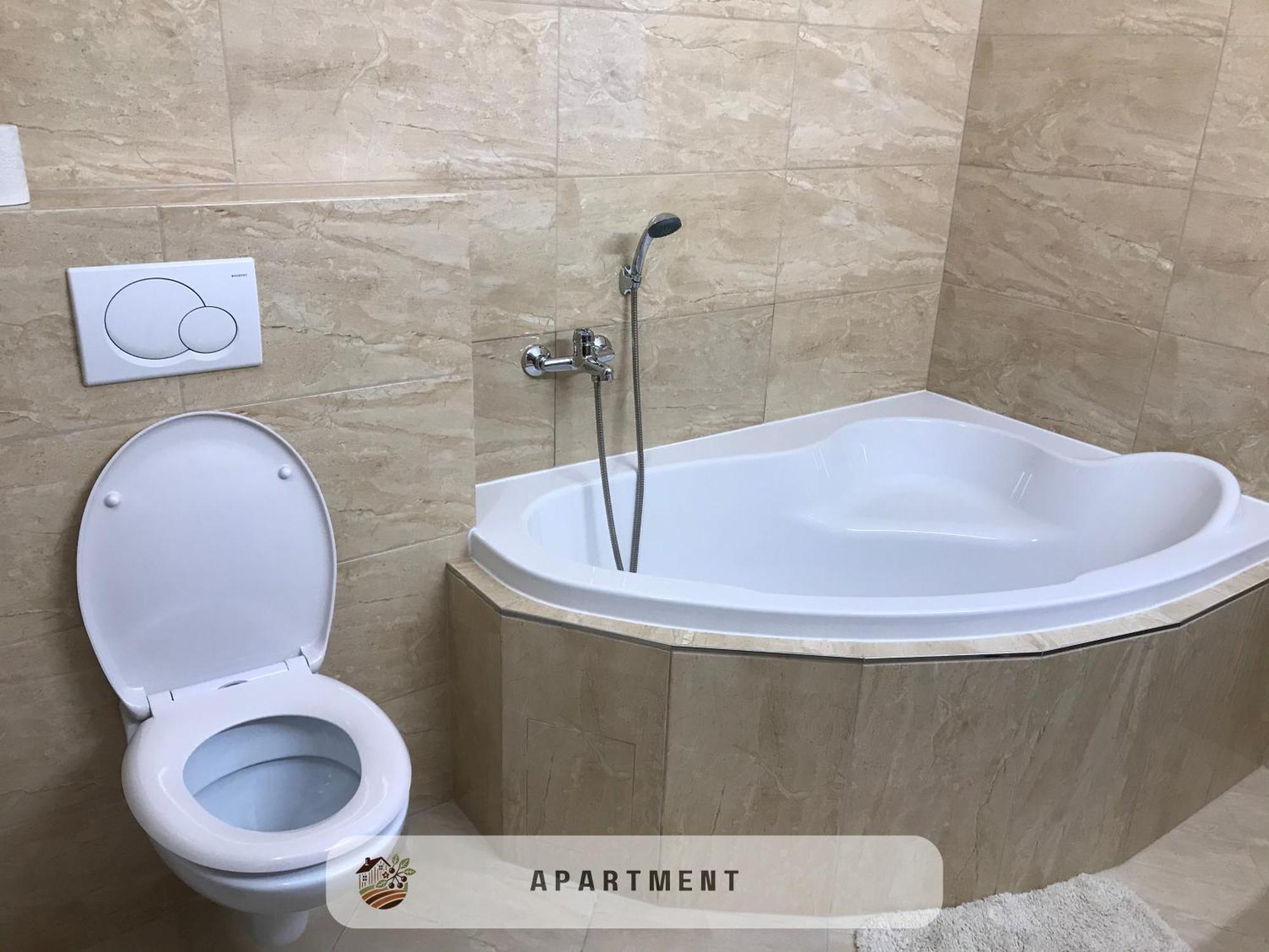 Apartmanovy Dom Visnove Bagian luar foto